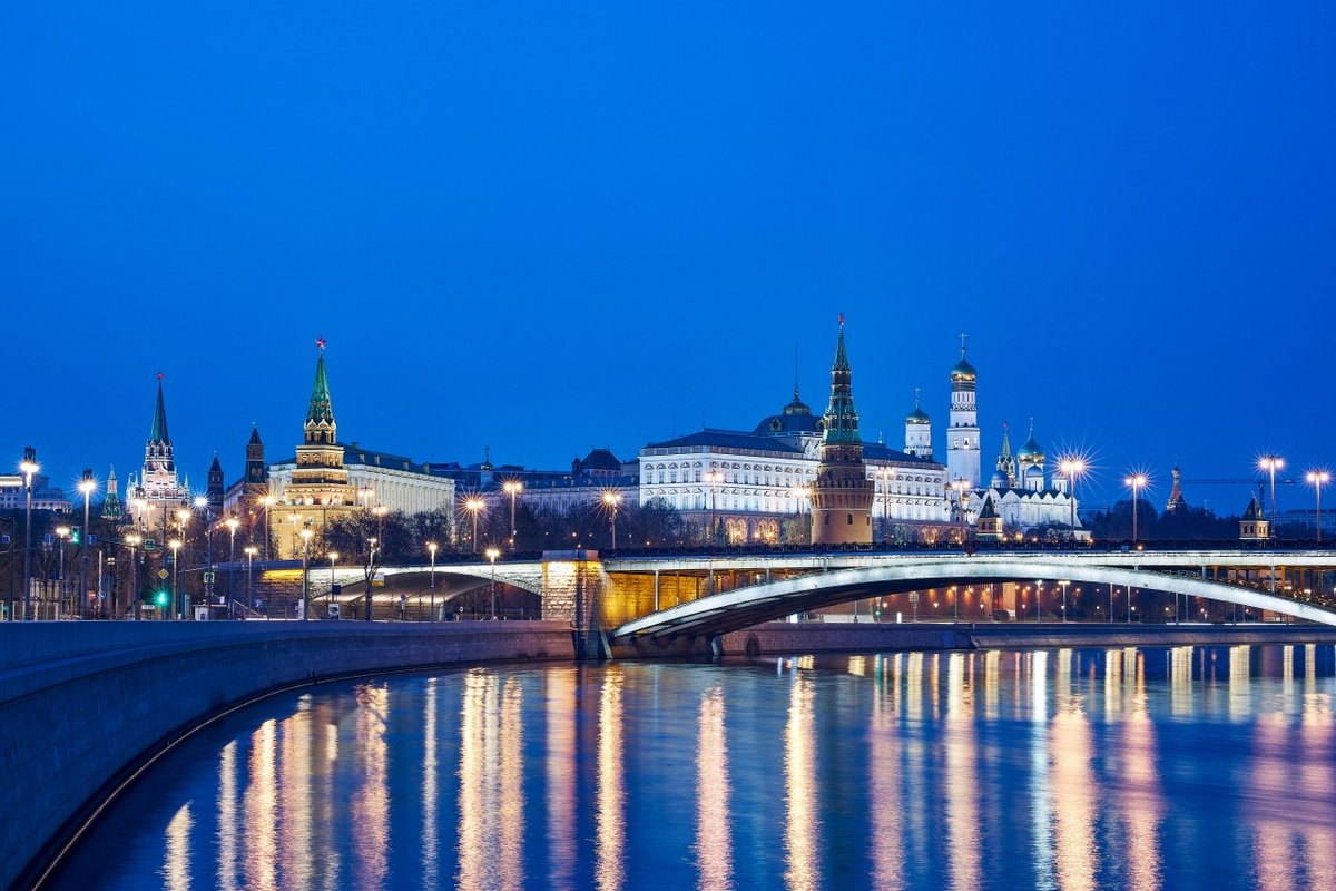 moscowgov's tweet photo. We’ll be back on your streets for the evening walks, dear city 😊

#Moscow https://t.co/TLffXHoqRz