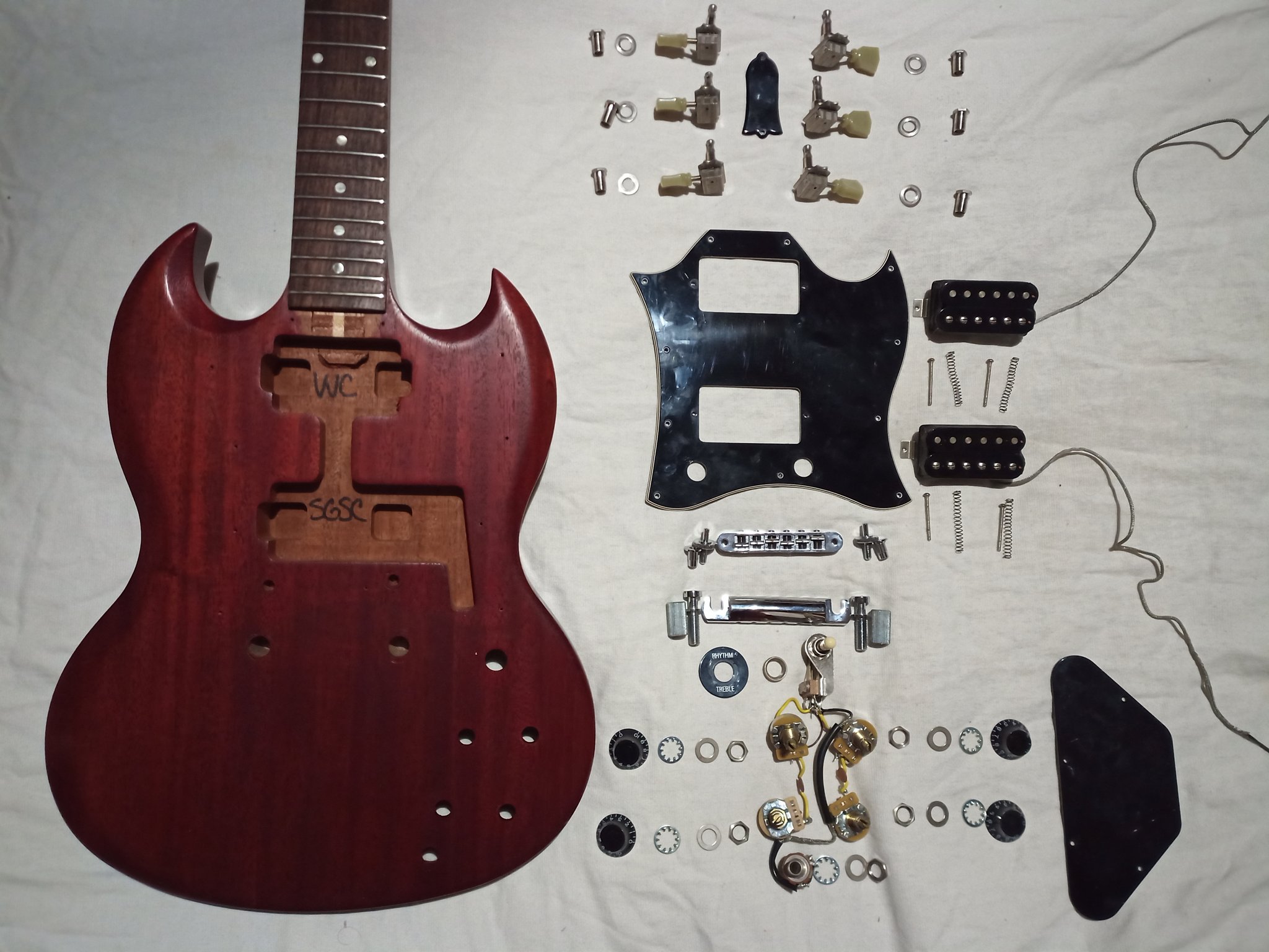 送料無料/新品】 Gibson SG 改造あり agapeeurope.org