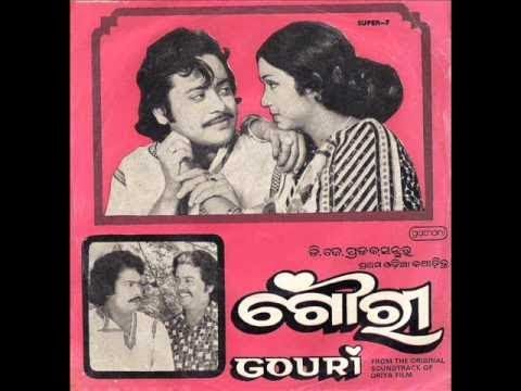 6th Odia movie in the series  #19Days38OdiaMovies and the 2nd for 17 April.Gouri (1978) was a movie by Dhira Biswal starring Prashant Nanda & Mahasweta, music by Prafulla Kar. It had the cult song, Ei Gaan'ra Mauda Mani Go Ama Gauri Nani...Watch: 