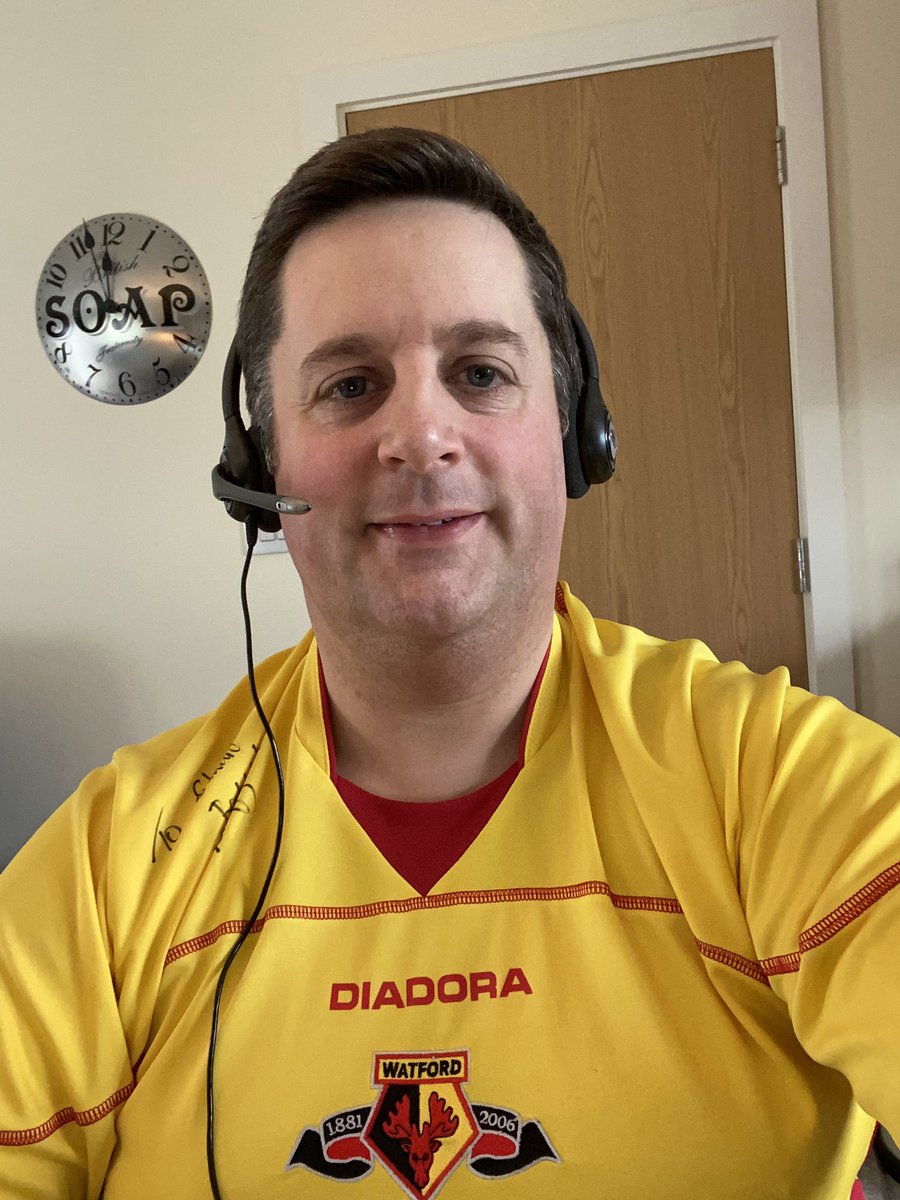 SomersetHornet's tweet photo. @WiltsC_Careers Thank you to all our fantastic keyworkers working tirelessly and selflessly @ this difficult time, you’re all superstars... sorry abt the colours choice not many bright colours in my wardrobe #Colours4Keyworkers https://t.co/CgPrQjjsoV