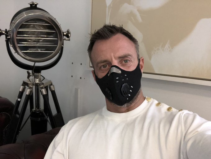 Gonna have to keep this mask for some PSS shoots https://t.co/VEPekGXSP4