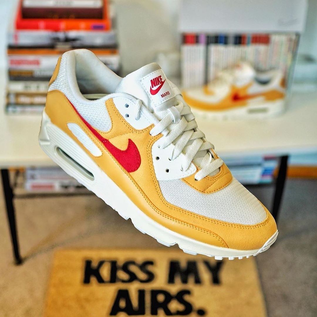 Uzivatel The Drop Date Na Twitteru Take A Closer Look At This Nike Air Max 90 Recraft By You Inspired By The Tom Sachs Mars Yard Image Courtesy Of Kickheadsneaks T Co Qdwbrk9gk2