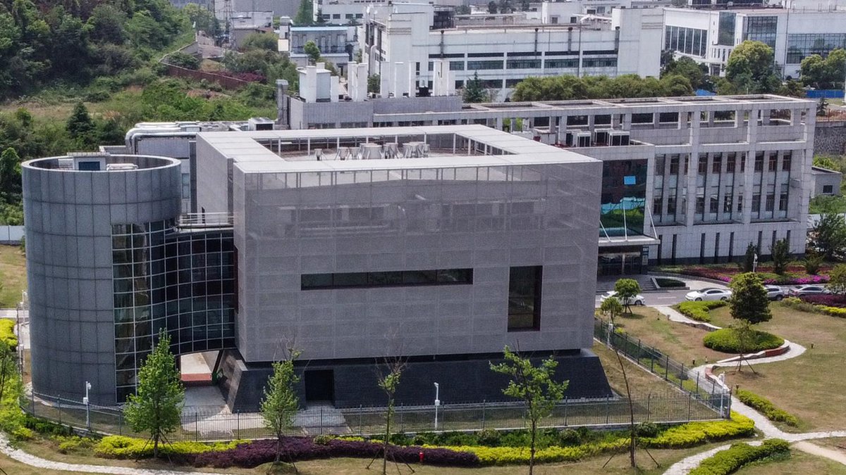 franceinfo's tweet photo. Covid-19 : enquête sur le P4 de Wuhan, ce laboratoire en partie financé par la France où a été identifié le virus

https://t.co/oqU6Mm5ibh https://t.co/fbo2Td94RX