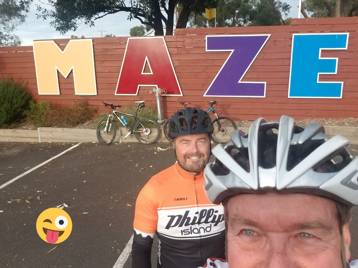 GeoffMoed's tweet photo. #stayupbeatandsafe
#lostonphillipisland https://t.co/WqAijilhxX