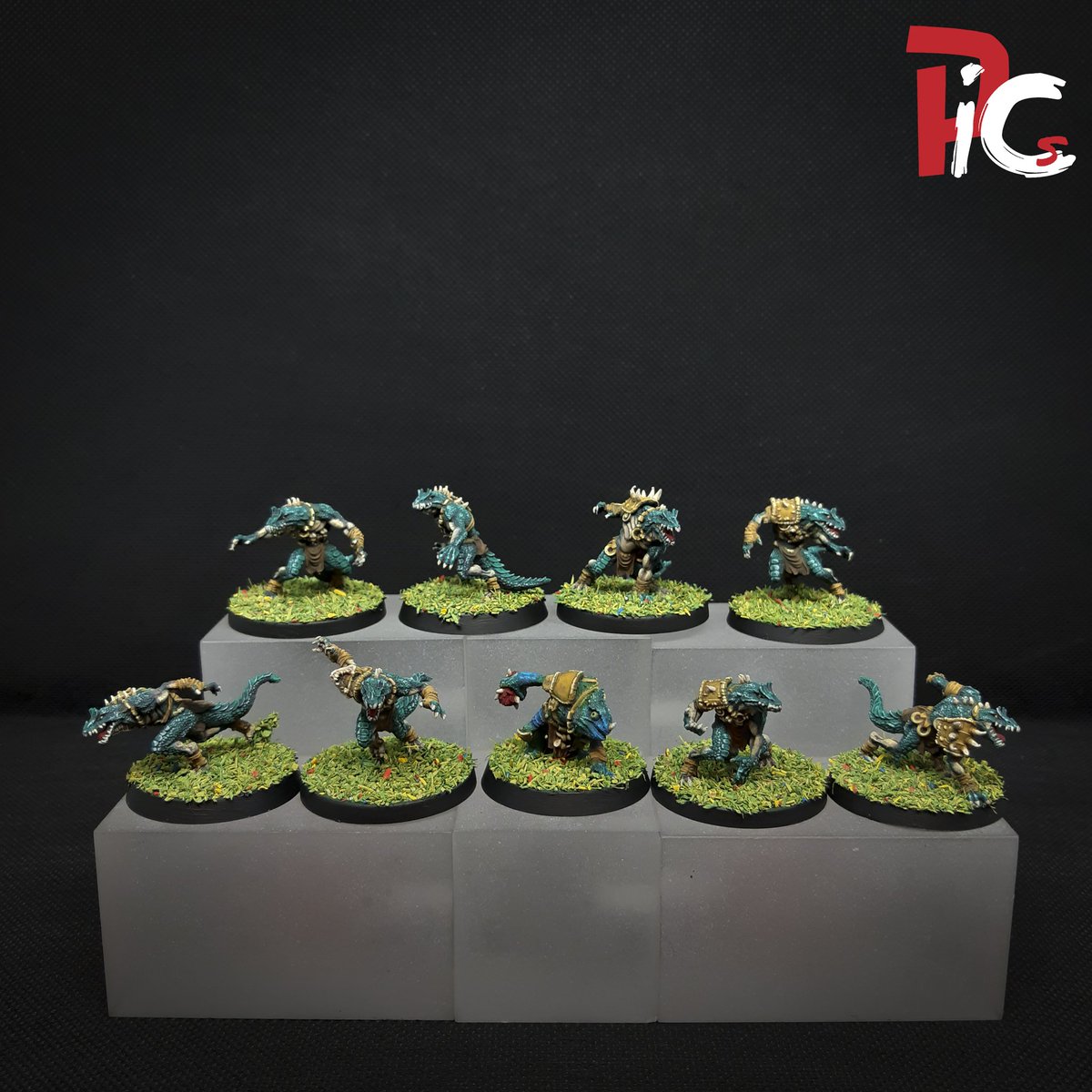 PlayInColor_S's tweet photo. #Skinks del #KrogallTeam de @GreeboGames para #FantasyFootball .
.
#PlayinColorStudio
#miniature #miniaturepainting #comissionpainting #paintingminiatures #bloodbowl #bloodbowlteams #primalscales #krogall #bloodbowllizardmen #lizard #lizardmen #saurio #saurios #skink #eslizon https://t.co/TiG2LoDhVL