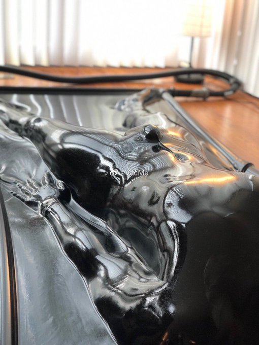 终于有摄影师给我拍照了 Finally got a photographer haha  #bondage #vacbed #vacuumbed #latex #真空床 #捆绑 #バキュームベッド https://t<a href="/tag/bondage"class="tags">#bondage</a><a href="/tag/latex"class="tags"><span>#latex</span></a><a href="/tag/vacbed"class="tags"><span>#vacbed</span></a><a href="/tag/vacuumbed"class="tags"><span>#vacuumbed</span></a><a href="/tag/%E6%8D%86%E7%BB%91"class="tags"><span>#捆绑</span></a><a href="/tag/%E7%9C%9F%E7%A9%BA%E5%BA%8A"class="tags"><span>#真空床</span></a><a href="/tag/%E3%83%90%E3%82%AD%E3%83%A5%E3%83%BC%E3%83%A0%E3%83%99%E3%83%83%E3%83%89"class="tags"><span>#バキュームベッド</span></a>