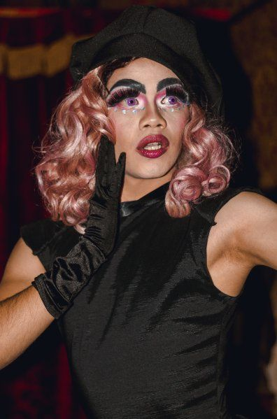 UlisexMgzn's tweet photo. @StarlightTheGay debutó en enero del 2019, en la #NocheDeEstrellas q U!M realizó para celebrar a #JobStar, q aquella noche estrenó la rola "Brillosa" creada en conjunto con @MarioGrantt posteriormente conocida como @MelodyxBeats quien a su vez es la primogénita drag d #Starlight https://t.co/1BB0ThcYyc