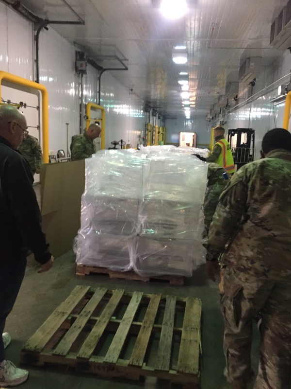 builderscanhelp's tweet photo. 💛 @fema, in association with the @USNationalGuard, just picked up 200 Protective Aerosol Boxes that they are delivering to EMTs &amp; hospitals in Louisiana &amp; southern states in need.

We've been getting requests from across the USA. To help, we have compiled an extensive list of... https://t.co/AODMSXs6vT