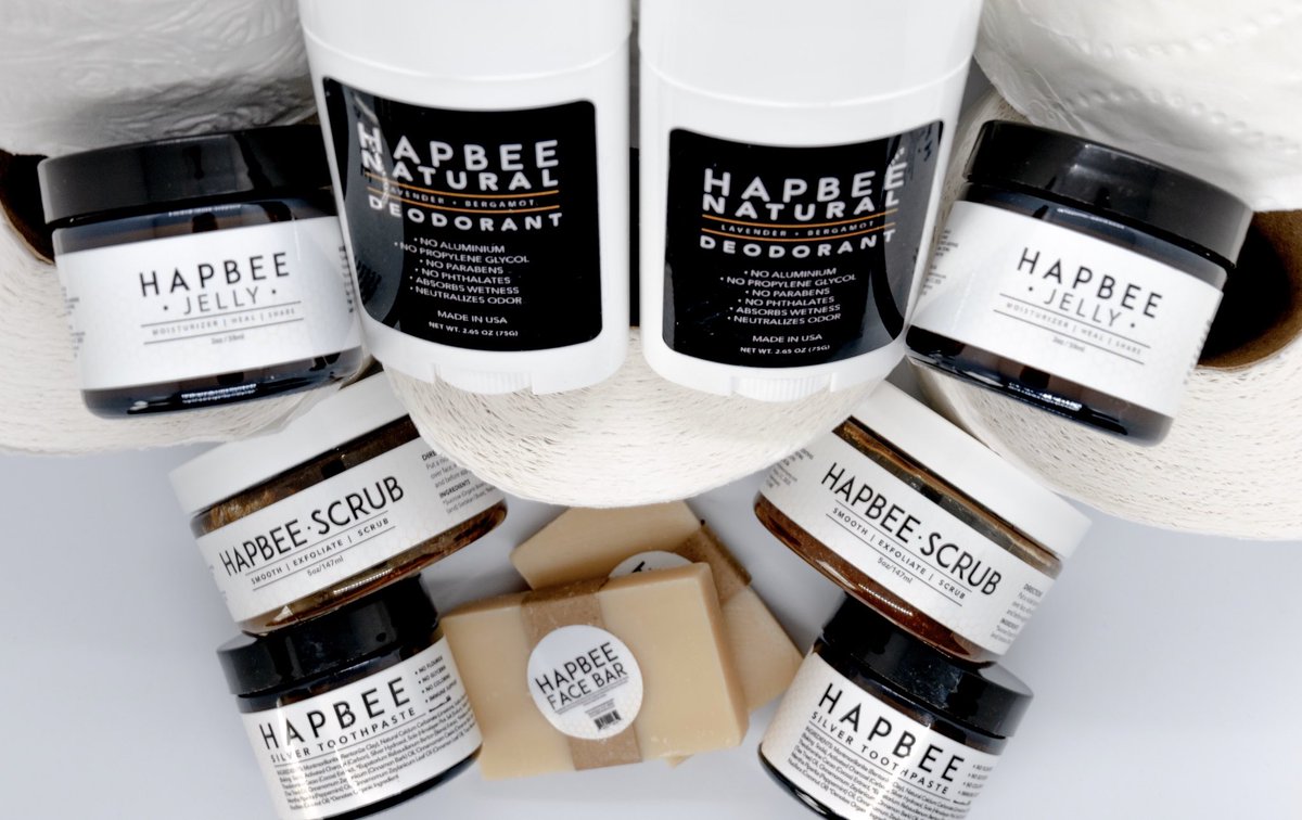 That #myspace angle 🤳
•
#stayhome  and let us ship you the #essentials 🐝
•
lnk.to/stayhome
•
Now through the end of #quarantine receive two of the entire <a href="/hapbeecompany/">Hapbee Company</a> product for less than the price of one!
•
lnk.to/stayhome