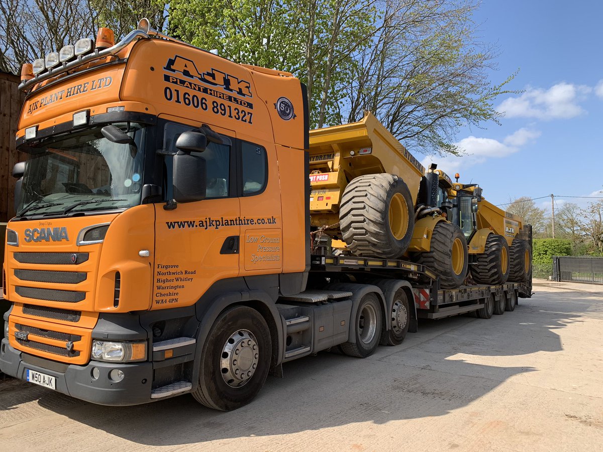 AJK_Planthire's tweet photo. Whilst I’m on... another pair ready and waiting to head out on a (critical works) adventure. #twinning @HydremaUK #912FHM #HighMobility #800mmtyres #wideboy #dontgetboggeddown https://t.co/aLifQewAf9