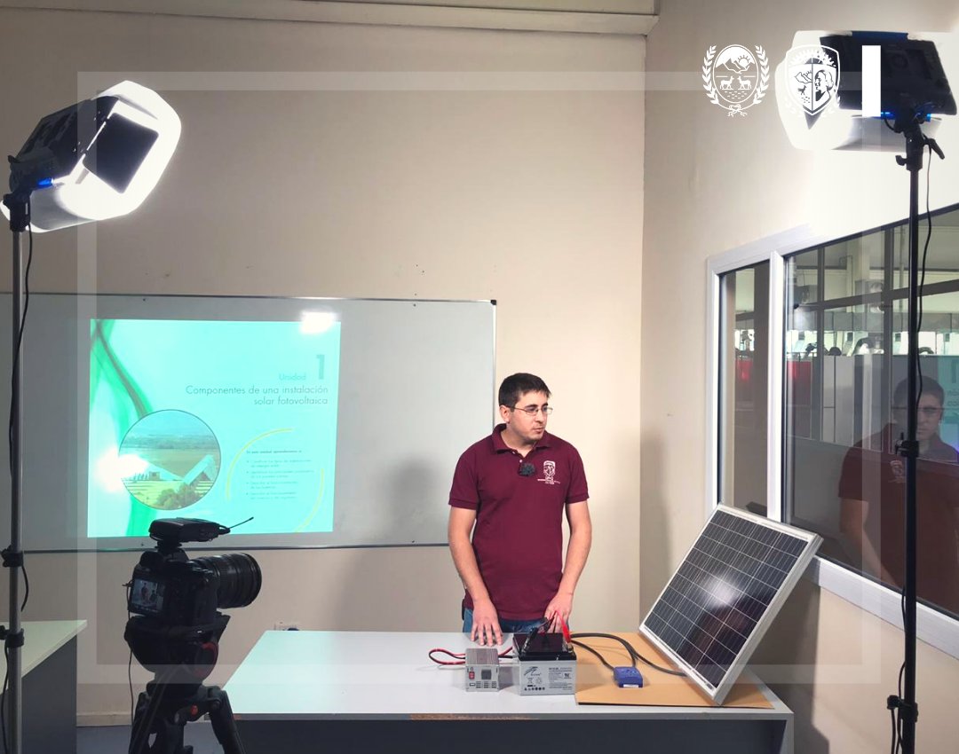uprosanluis's tweet photo. ¡Seguimos grabando las clases de #UPROVirtual! 😀
#ComunidadUPRO #UPROenTuCasa #CuidemonosEntreTodos #YoMeQuedoEnCasa #Oportunidad #YoUPrO #Inclusión #Igualdad #Futuro #Trabajo #SanLuisNosUne #UPrO2020 #TodosSomosUpro https://t.co/yffhf81tp1