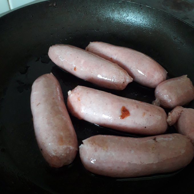 Mature British Ellen B here @EllenMature     I told my sausage I Love You...one replied!  Does your sausage<a class="tags" href="/tag/ellenmature">@ellenmature</a><a href="/tag/mytwitteranniversary"class="tags"><span>#mytwitteranniversary</span></a>