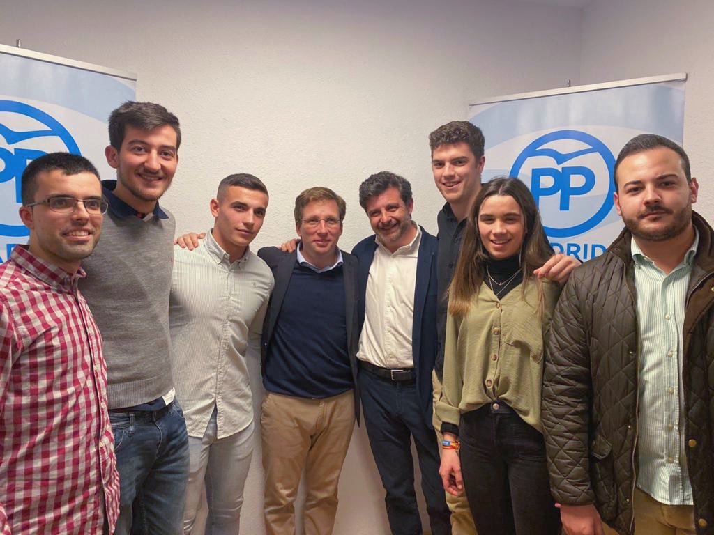 Desde Nngg Barajas queremos felicitarte por tu cumpleaños y por tu gestión.
Felicidades!!!! 🎂
Alcalde de españa <a href="/AlmeidaPP_/">José Luis Martínez-Almeida</a>