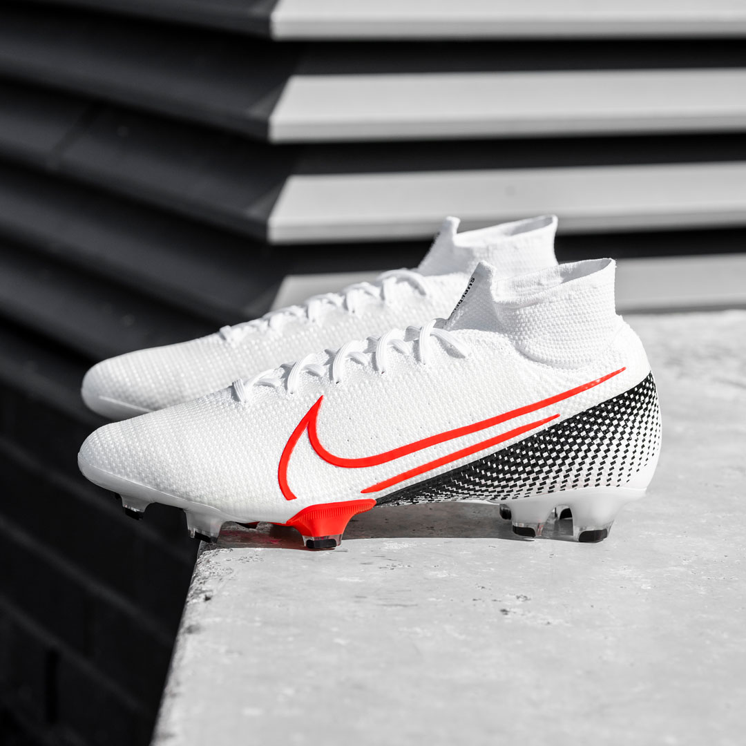 Nike Mercurial Superfly 7 Pro MDS AG PRO Scarpe Calcio.