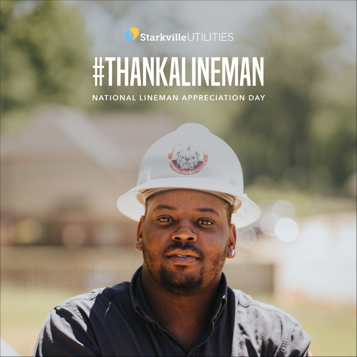 StarkUtilities's tweet photo. When the lights go out, so do they. #ThankaLineman https://t.co/mNe8k8Y5gr