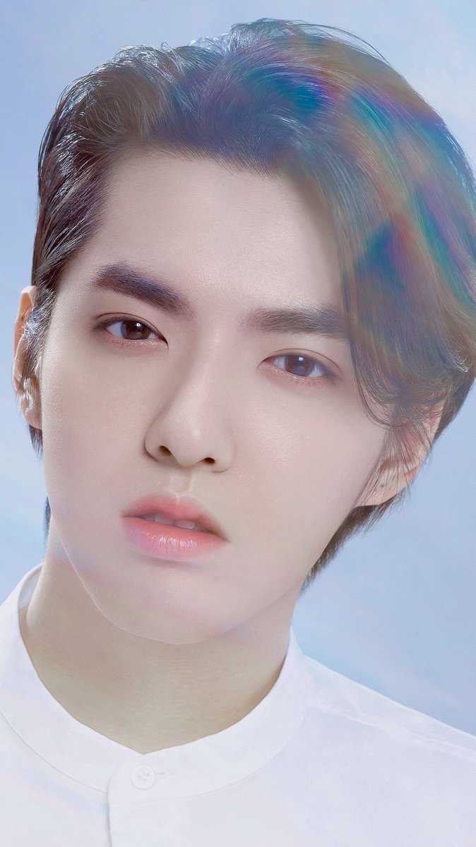 wusuperkris's tweet photo. Kris's new song ye ye ye 极光 https://t.co/c8Ov6tA5Ud