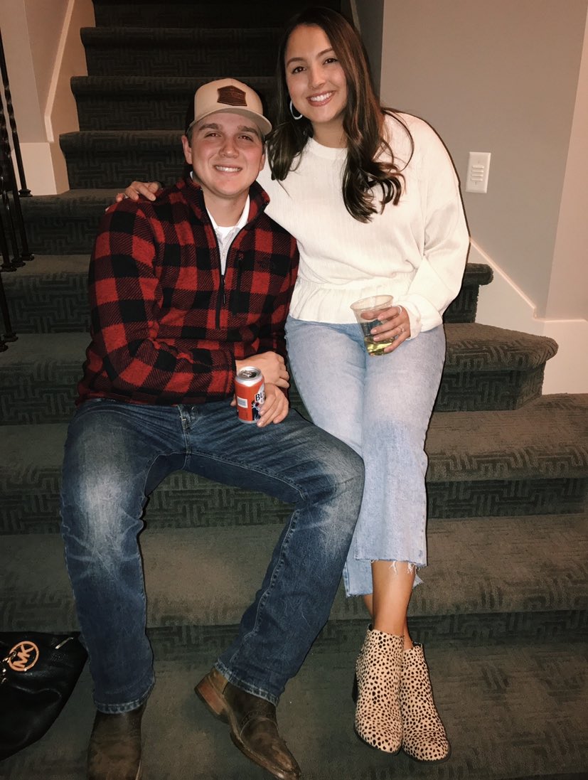 Morgannmax's tweet image. We had to postpone our May 2nd wedding. It almost messed with the purchase our first home, too. But yesterday we popped some champagne and shotgunned some Busch lattes because we closed on our house, and we get married September 6th! #BuschWeddingGift #Sweepstakes