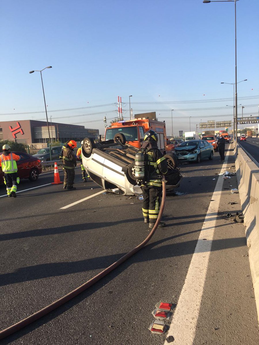 #Pudahuel Bomberos de <a href="/CBQN/">C.B. Qta. Normal</a> Trabajo En Accidente vehicular con Con Unidades R3 B11 En  Americo Vespucio y Los Maitenes Poniente <a href="/bayron_lopez01/">Bayron López</a> @RNE_1345_Stgo <a href="/Spiderman_1919/">#PeterParkerChileno🇨🇱</a> @CD3EHH <a href="/chile_accidente/">Accidente Chile</a> <a href="/emergenciapon1/">🚒Emergencias Poniente (Santiago)</a> <a href="/jaime_sepulveda/">Jaime Sepúlveda</a> <a href="/alegriagonzaa/">Alejandro Alegria 🌴</a> <a href="/TTISantiago/">TransporteInforma Región Metropolitana De Santiago</a>