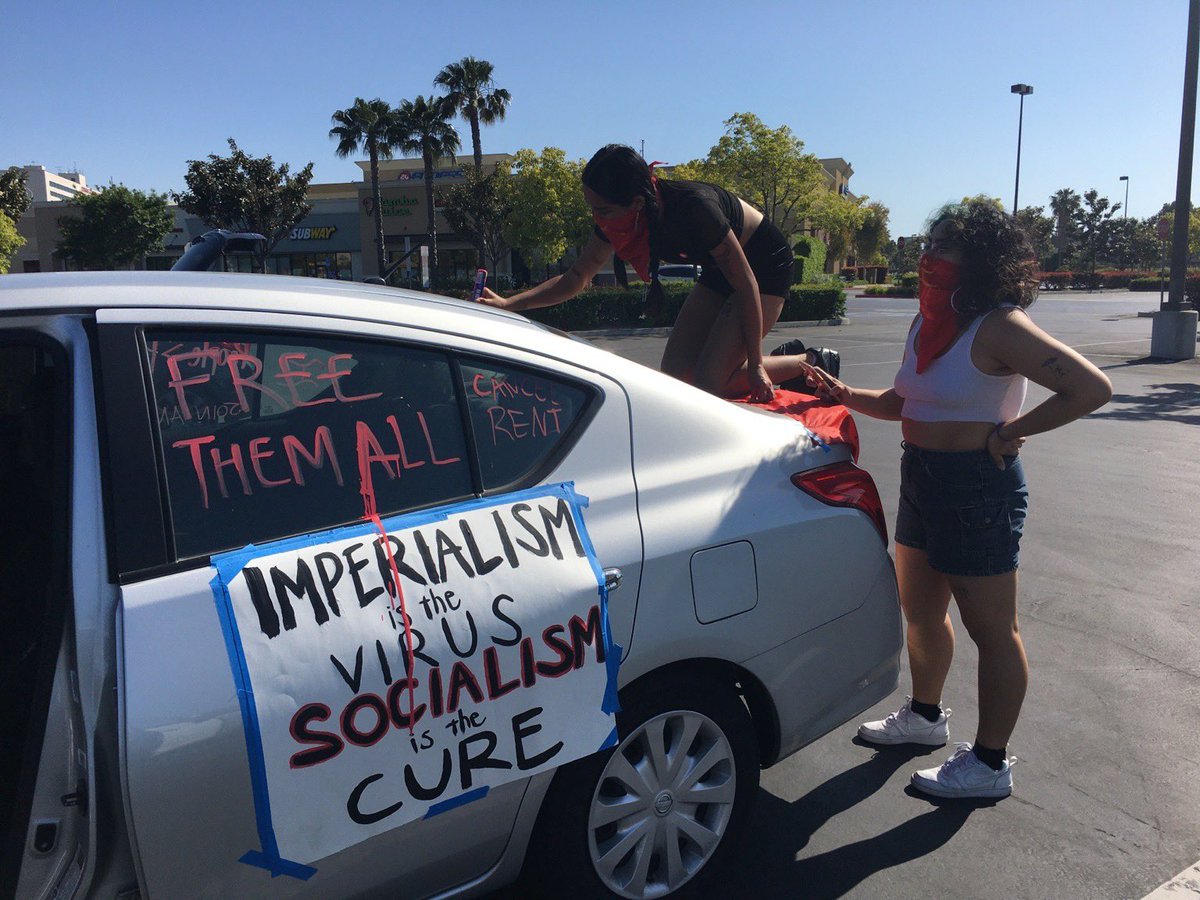anakbayanlb's tweet image. Community members in Long Beach caravanned from Northside to DT in support of workers around the world! With stops from organized tenant apartments to @longbeachmayor ‘s own home, we showed the city of Long Beach that it’s the working class community that truly holds it together!