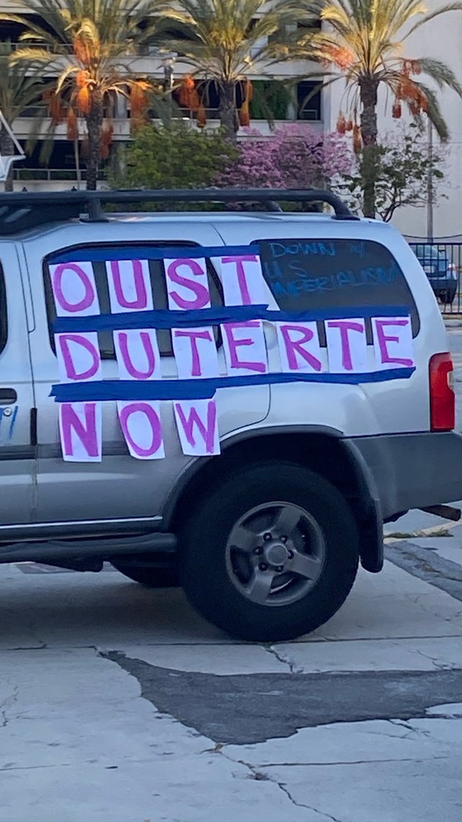 anakbayanlb's tweet image. Community members in Long Beach caravanned from Northside to DT in support of workers around the world! With stops from organized tenant apartments to @longbeachmayor ‘s own home, we showed the city of Long Beach that it’s the working class community that truly holds it together!
