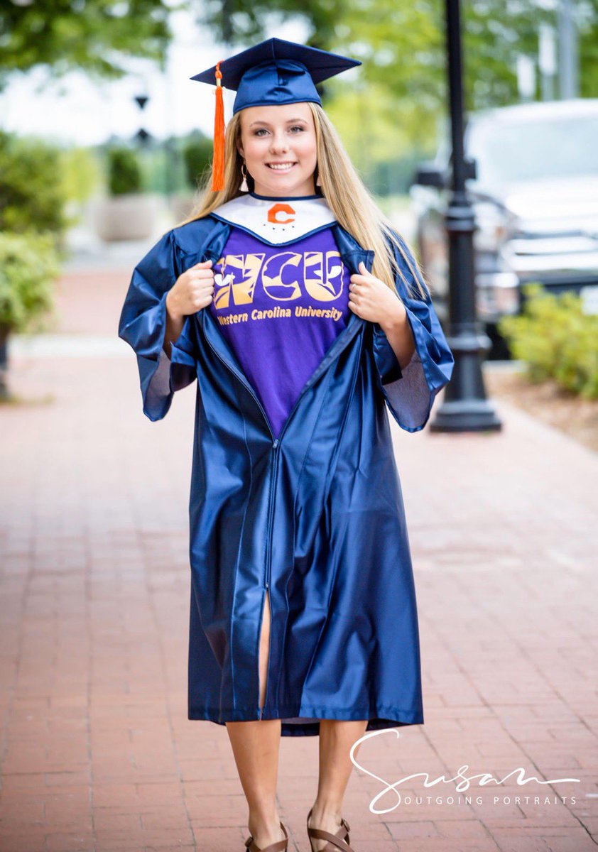 #collegesigningday #jchslife <a href="/JCHSCougars/">Jesse C. Carson High School</a> 💜💛