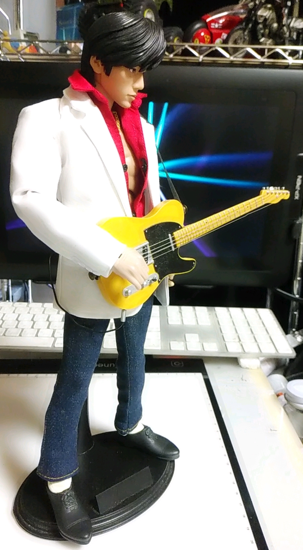 【希少・未開封】尾崎豊 フィギュア MEDICOM TOY / メディコムトイ 希少・未開封】尾崎豊 フィギュア MEDICOM TOY / メディコムトイ