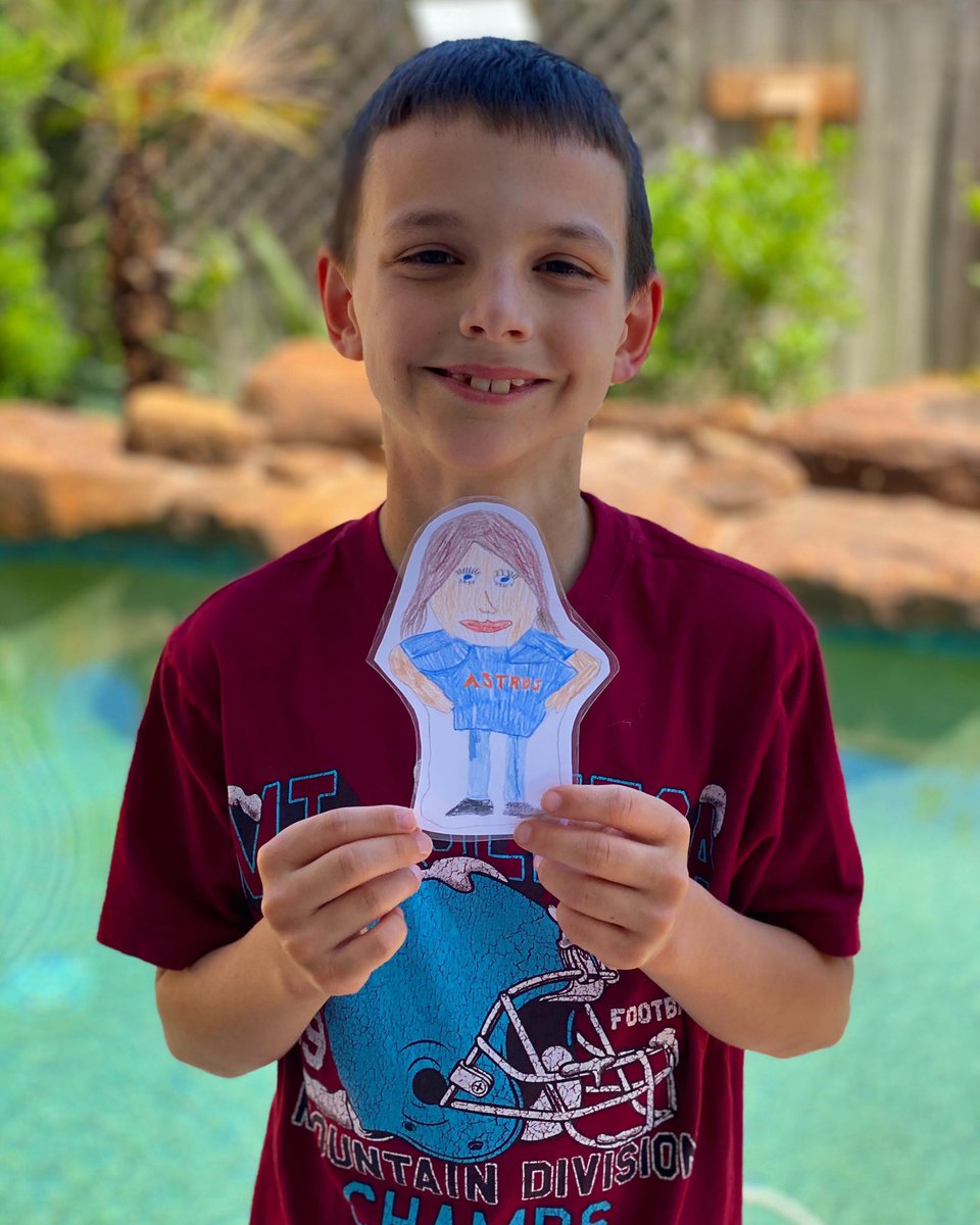 So this sweet boy made a “flat Mrs. Feske” take with him as he does his school work 💜 He always warms my heart with his thoughtfulness! 💜 <a href="/HumbleISD_MBE/">Maplebrook Elem</a> #mbebears2020 #mbeisfamily #bethelight