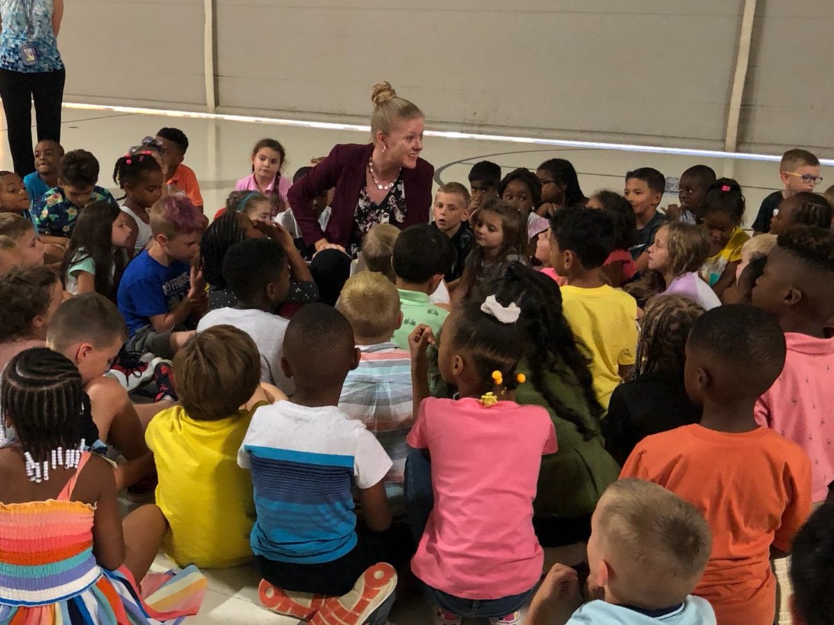 A big shout-out to our amazing leader and mentor, Mrs. Beckwith! Happy National Principal's Day! Thanks for all that you do for our students, staff, and community! #tigerpride