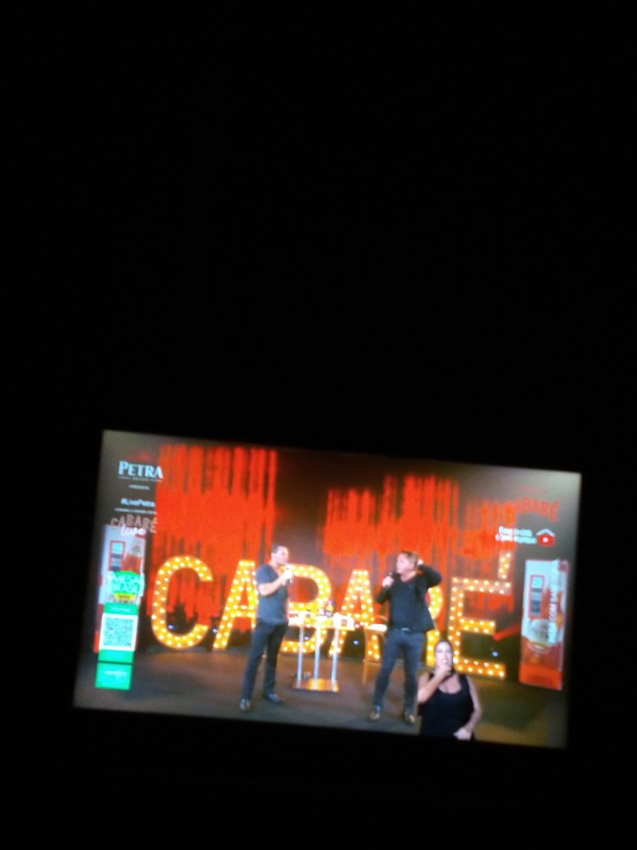 Jrjunim's tweet image. Eee cabaré #CabareEmCasa