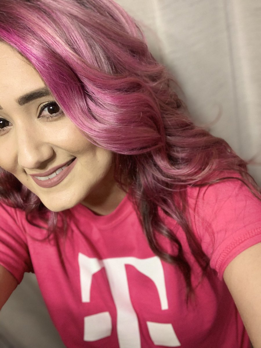 lcool_a's tweet photo. When magenta starts growing out...thank you @TrayceToles for #PayItForward  with my new @TMobile @JonFreier... https://t.co/zuKqvzp8um