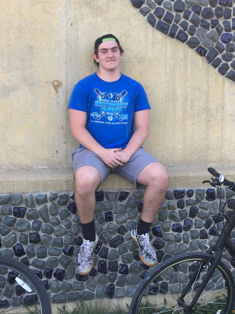 GriffinNeal68's tweet photo. 20 miles down 20 to go!! @nwilde35 https://t.co/NpCmu77gJp