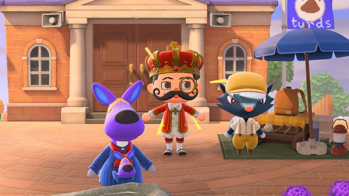 jmerchen's tweet photo. Finally got to try on that King Hat! #ACNH #KingHat https://t.co/LJ8VLE4vid