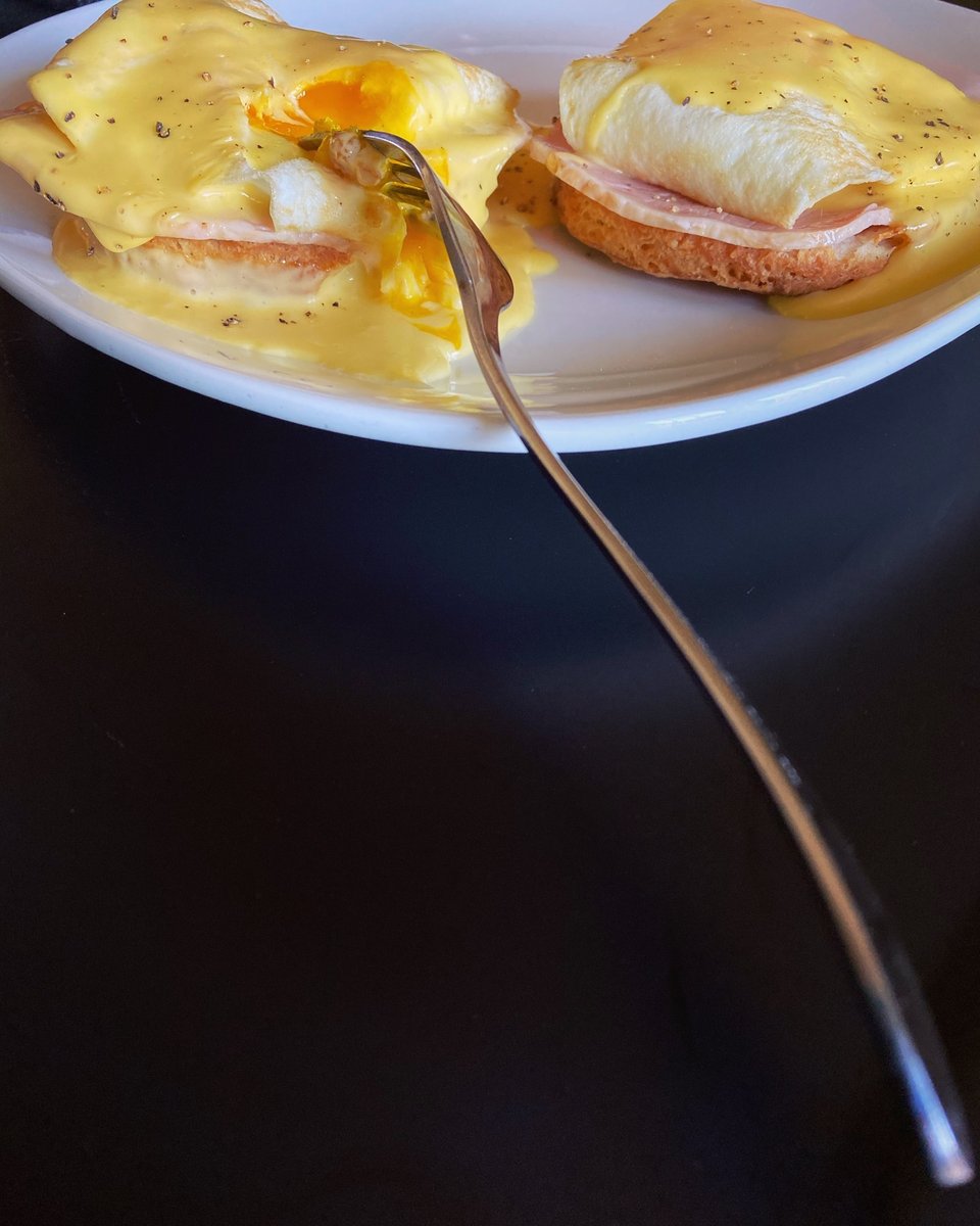 Smoking Goose tweet media