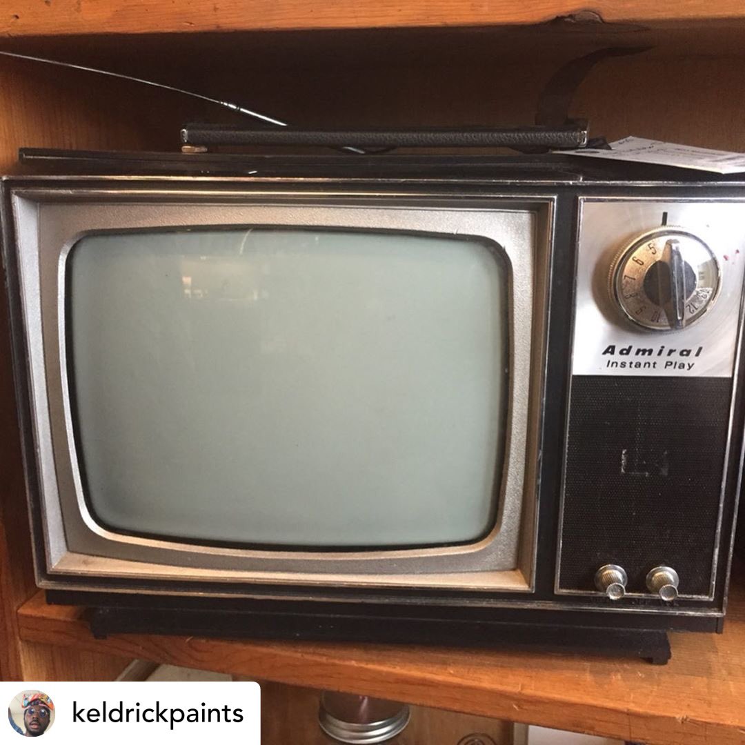 DesignSod's tweet image. Posted @withregram • Use #latechsod to ne featured!! Congratulations to @keldrickpaints “I Didn’t Give This A Real Title But I’m Gonna Format It Like I Did”
16’ x 13’
Acrylic on Wood
2020 #schoolofdesign #acrylicpainting #woodpainting #tvart #studentart