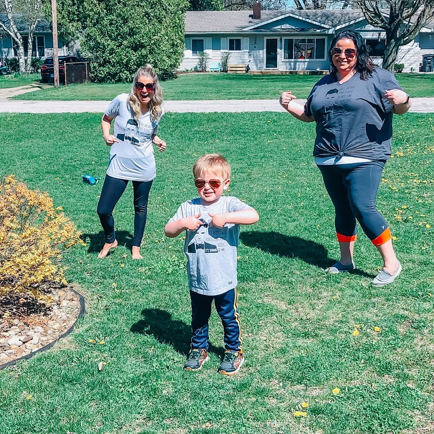 The next time you leave your house... its gonna be MAY!

 #myneighborisbetterthanyours #weloveJT #weknowtodayismay #byebyebye 
#socialdistancing #6feetapart #coronavirus #normal <a href="/jtimberlake/">Justin Timberlake</a> @LanceBass <a href="/spillthebeansLV/">spillthebeansetc.com</a> <a href="/DavidMuir/">David Muir</a>