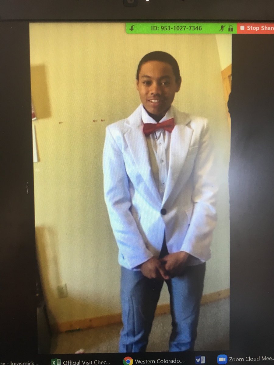 Shout out to <a href="/WesternTrack/">Western Track/XC</a> very own <a href="/C_Murphy214/">Chesley Murphy</a> on her MC duties tonight! Thanks to <a href="/WCUMountaineers/">Western Colorado Mountaineers</a> and <a href="/WesternSAAC/">Western Colorado University SAAC</a> on a great WESPY and for the countless hrs you spent making sure this event could still happen. Can’t wait for 20-21 to celebrate in person!