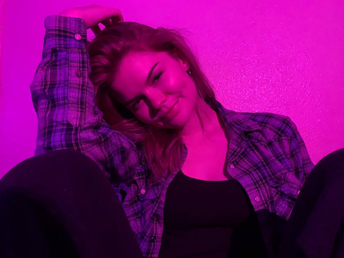 savwiggins's tweet image. mwah