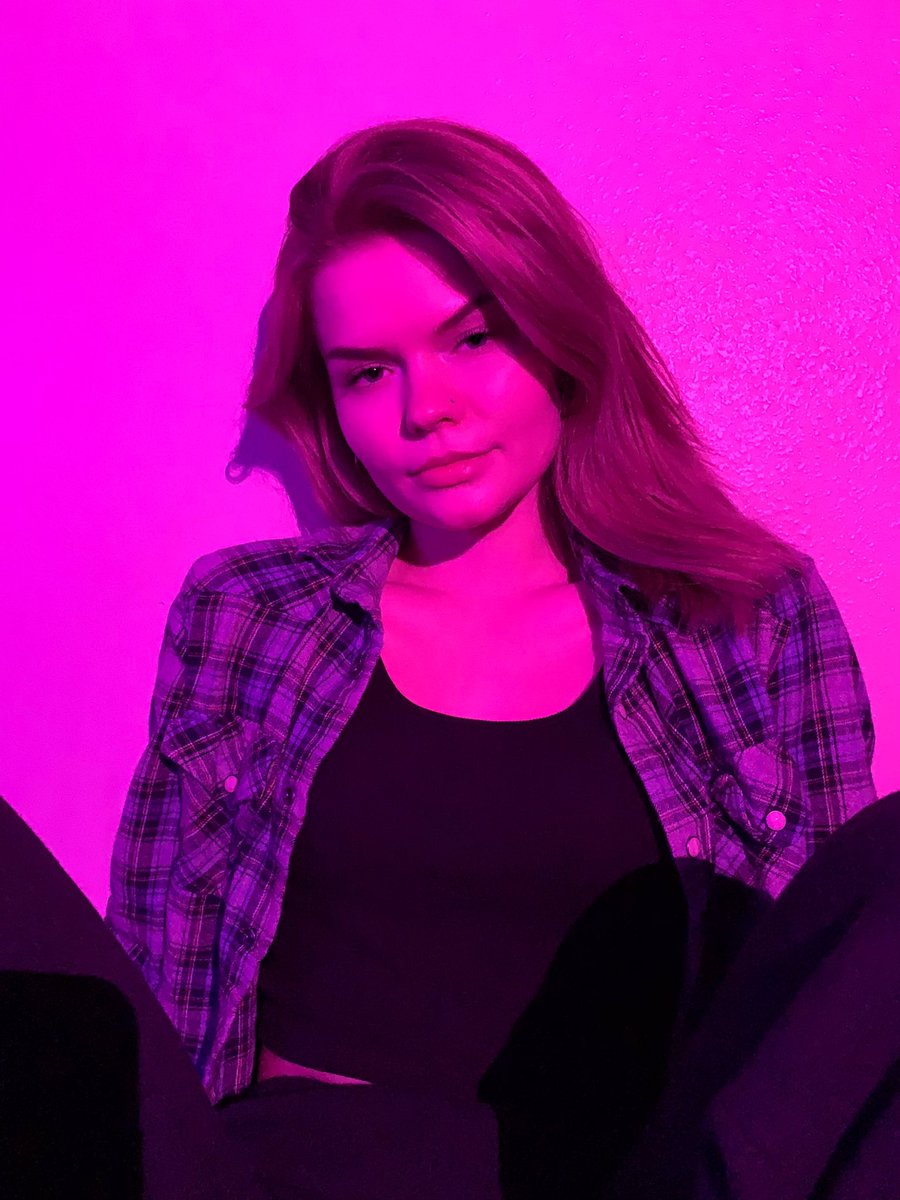 savwiggins's tweet image. mwah