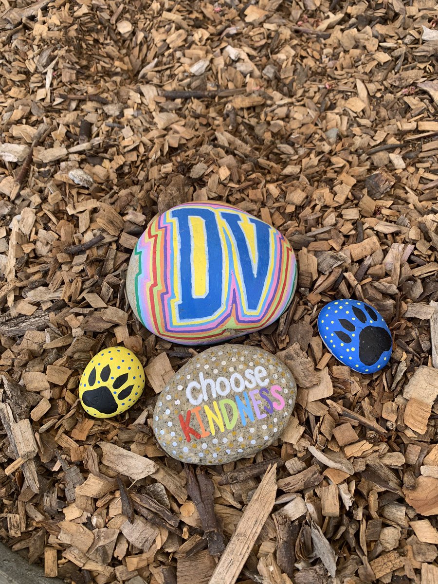 mrs_jorg's tweet photo. Stopped by @DeVargasSchool to get a few distance learning supplies. Left these behind. I miss this place so much. 💛💙 https://t.co/ZIKVfkCgdd