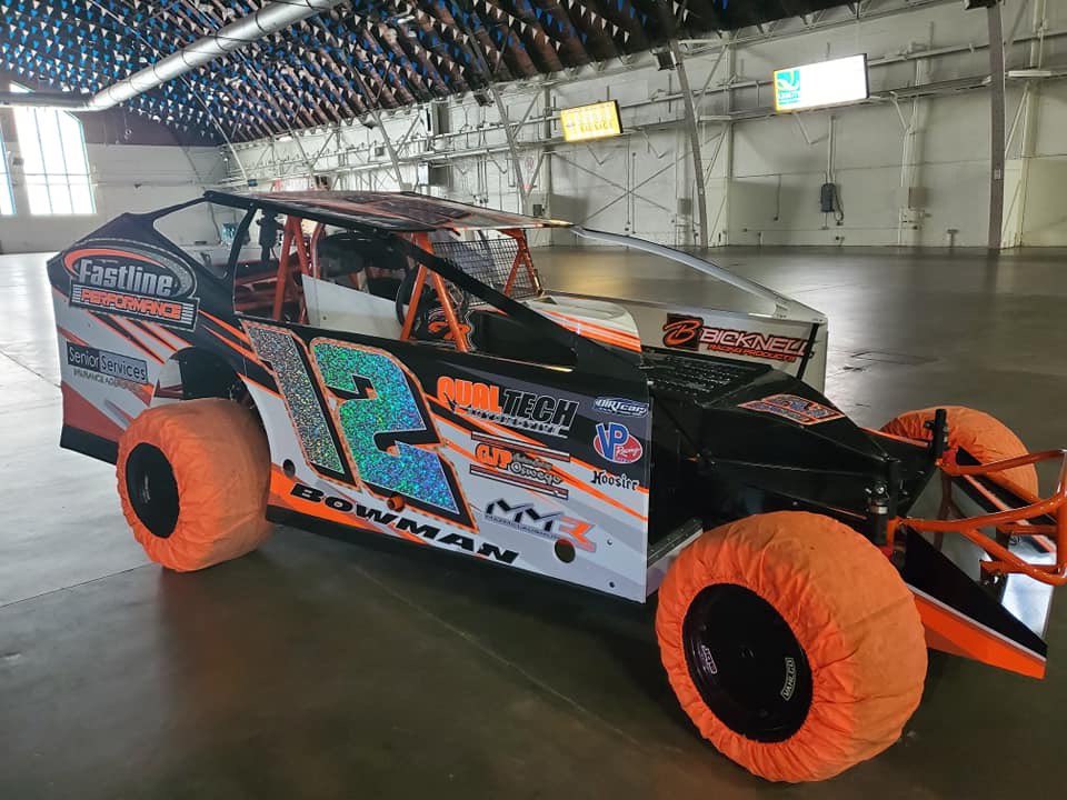 Addisonracing12's tweet photo. Practice tomorrow night then we wait and see what 2020 will bring us. All this stuff is so crazy and I hope everyone is staying safe out there. @Dirtcar_racing
@dirtcarnats
@dirtcarne
@superdirtcar
#simpson #vpracefuels #hoosier #napaautoparts #highside #DIRTcar #sdsbigblock https://t.co/FBzTIhl68j