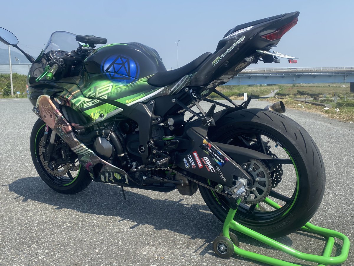 KAWASAKI:'19 ZX-6R KRT アイドルマスターシンデレラガールズ スター