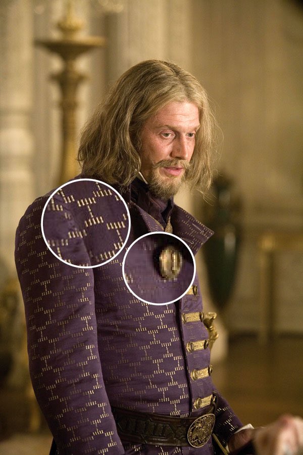 BeneGesserwitch's tweet photo. Holy shit!! The princes’ numbers are in their costumes!!???? And I thought it was impossible to love this movie even more 😭😭😭 #Stardust2007
(Quartus and Sextus were too hard to find a good pic of but LOOK QUINTUS. The X numerals are embroidered with little 5s 😱) https://t.co/8iG5HHUjFB