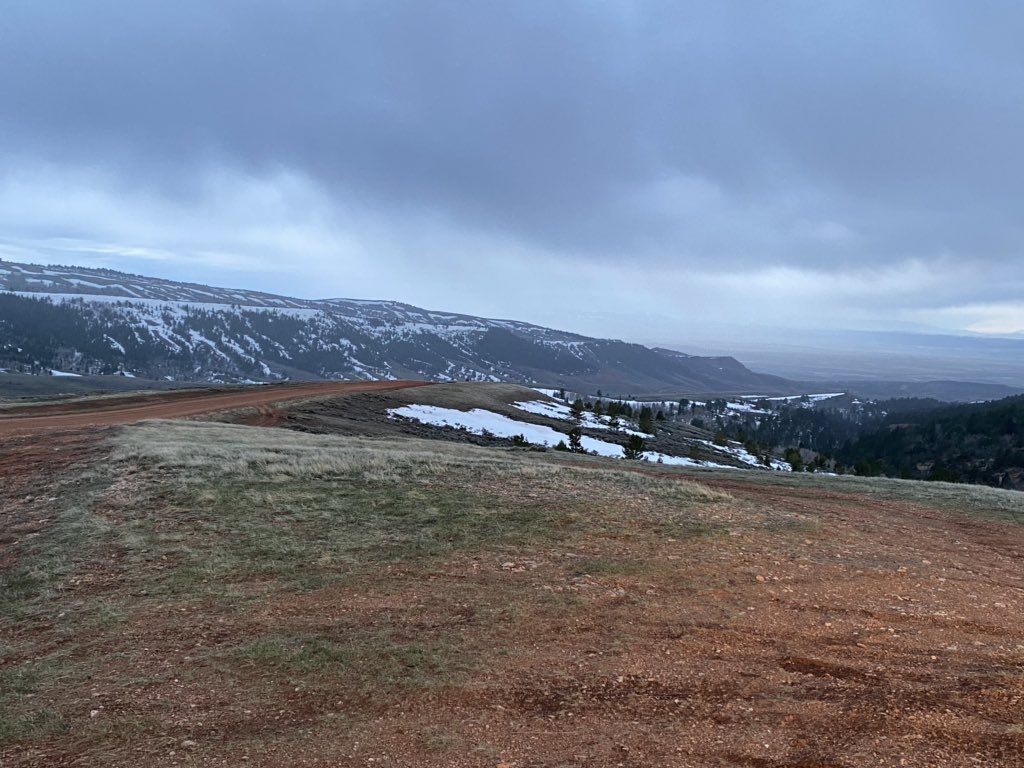 RyangoldWX's tweet photo. It feels like we are going on a quest @RyanMatoushWX They’re taking the meteorologists to Isengaurd!! #wywx #caspermountain #LordOfTheRings https://t.co/qi8ZDw4ZN0