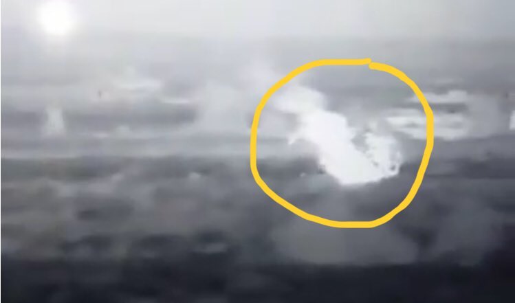 Victor_Iraq's tweet image. قواتنا الامنية الباسلة وابطال الحشد الشعبي يغيرون على اوكار جراثيم د١عش بـ اسناد من طيران الجيش العراقي
لملاحقة فلول الارهابيين وما تبقى منهم بعد صد التعرضات الغادرة في محيط #سامراء و #مكيشيفة
،
النصر دائماً حليف الابطال