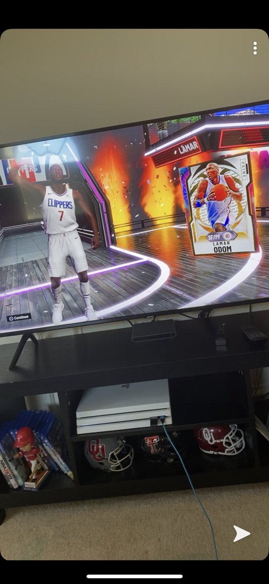 JSucilea's tweet image. I OPENED 3 SINGLES AND GOT THIS WOWWWW #NBA2K20 #NBA2K20MyTEAM #MyTEAM #2k20 #2kmt