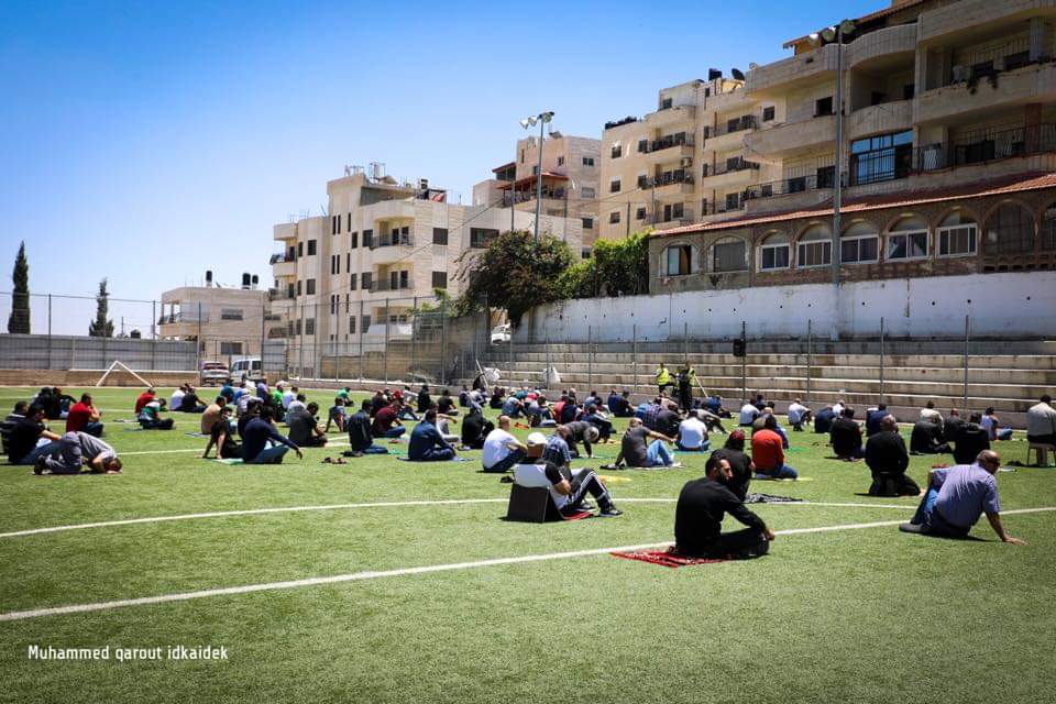Aman Palestin Pahang Pa Twitter Khutbah Dan Solat Jumaat Di Stadium Al Issawiya Jerusalem Berikutan Penutupan Masjid Gambar Muhammad Qarout Idkaidek Ramadan Bersama Palestin Https T Co 1zjcwuhkm0 Https T Co Uus7dhgpdd