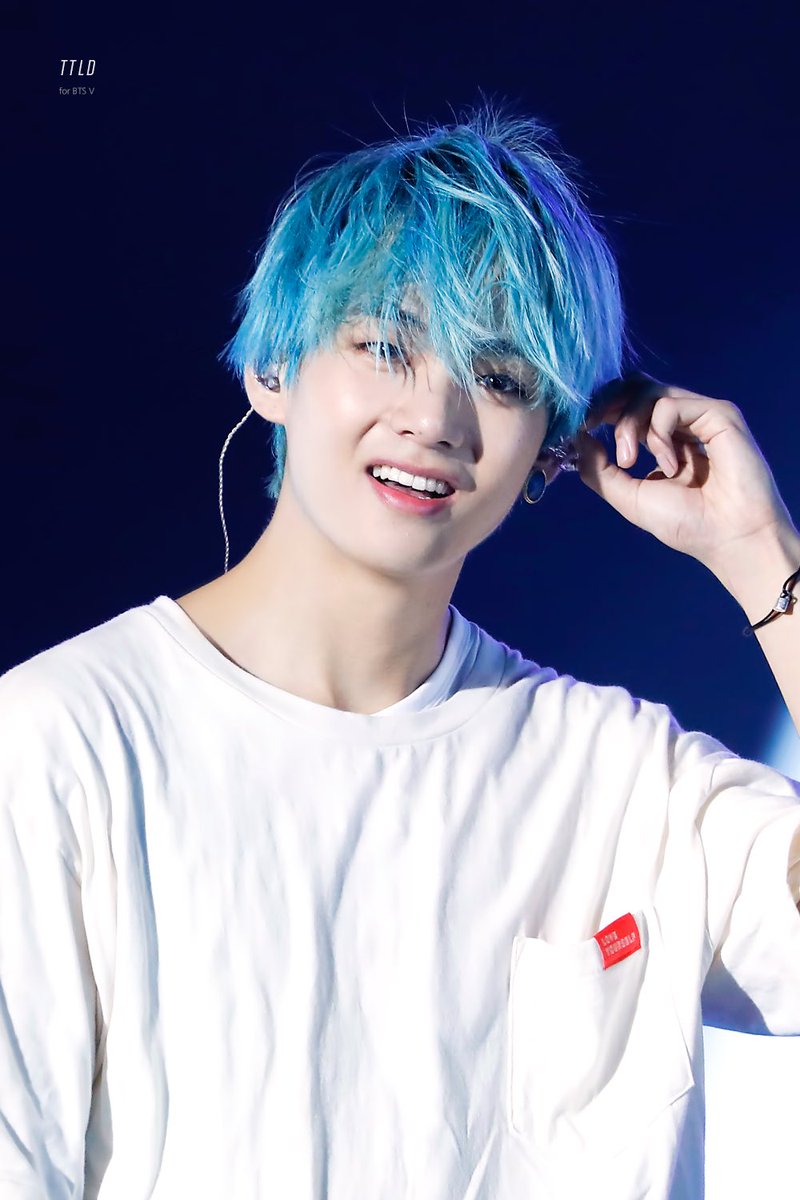 Kth Facts Info Lee Sang Ho A Well Known Professional Gamer Expressed His Fan Sentiment Towards Bts V That He Will Dye His Hair Blue As A Pledge For Winning This