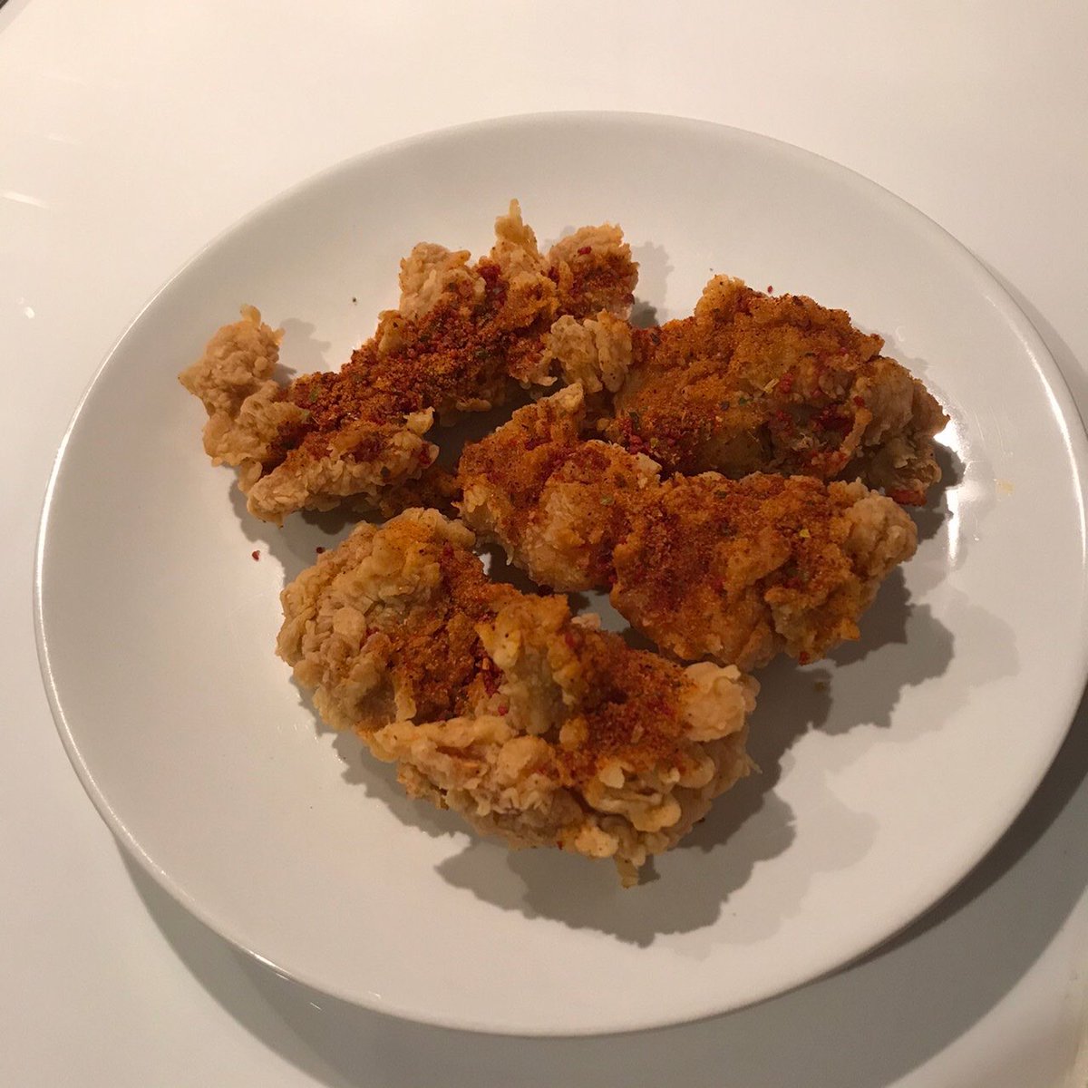 yellowhapp's tweet photo. 👨🏻‍🦳✨hi! น้องไก่เค้บซีที่เราคุ้นเคย จัดจาน+เพิ่มชีสและชีสแล้วแต่หัวใจ เข้าเตาติ๊งเดียว! ออกมาสุดเท่แบบนี้เลยคับ ㅜ_ㅜ ง่ายมาก อร่อยไม่ซ้ำเพราะทำได้หลายเมนูจริงคับ ♥︎🍴
#KFCLoveThisdish #MasterChickKFC 🐔👩🏼‍🍳 https://t.co/H0xAVjJPsI