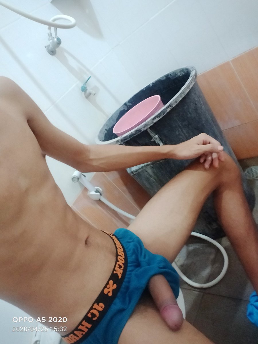 Teeraphol123's tweet photo. อะไรออกมา https://t.co/iwVUnA7Hm3