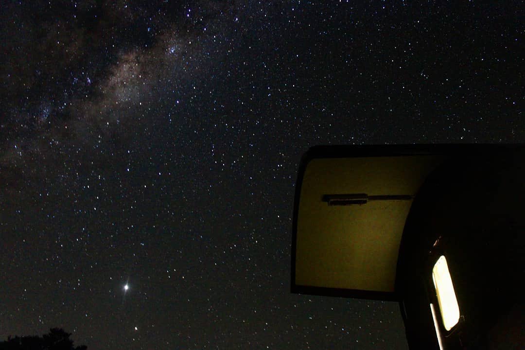 l_murgo's tweet photo. How can you look at a starry sky like this and not believe in magic? My nightly view outside my little lockdown home. 🌟 https://t.co/lTmYAnDTxY